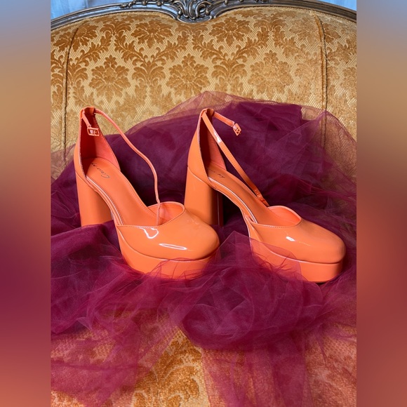 EUC Circus by Sam Edelman Rosa Two-Piece Ankle-Strap Platform Pumps Size 9 - Picture 4 of 10